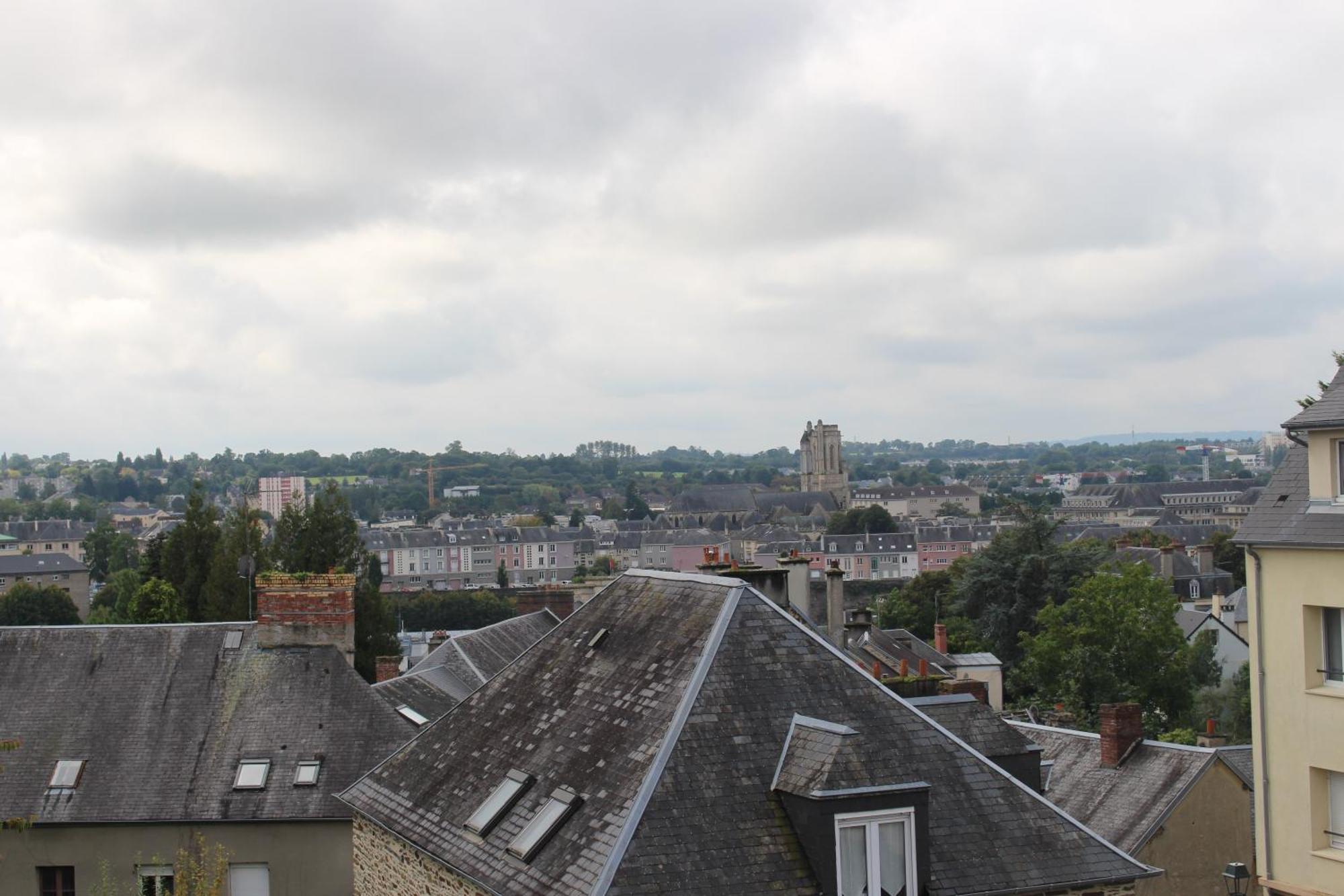 Bellevue - 35 M2 - Parking - 10 Min Centre-ville * Saint-Lo